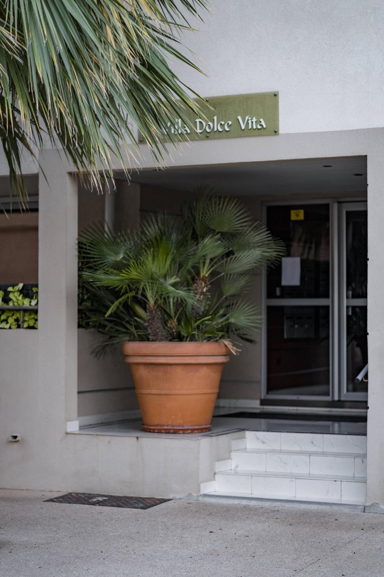 La Petit Maisonette De Manu Cannes Exterior photo